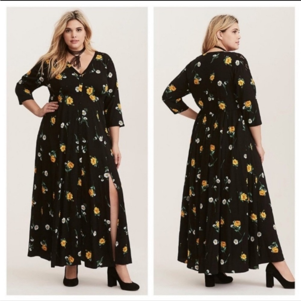 Black Torrid dress with bilateral slits